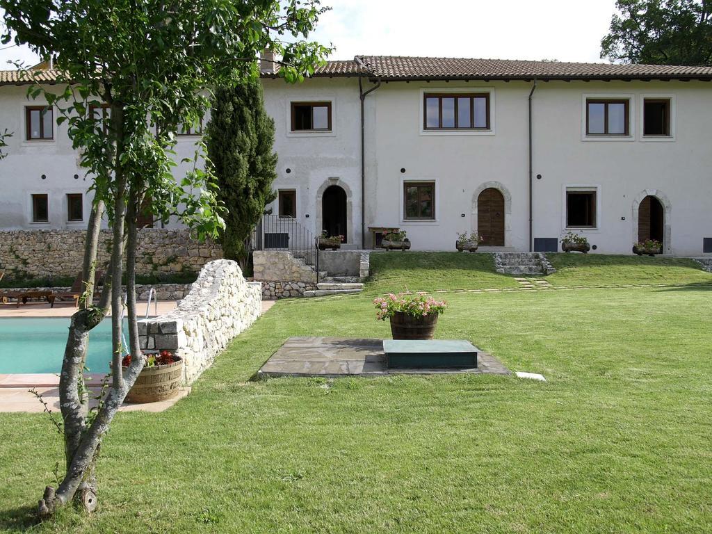 Appartamenti Il Capomandro SantʼAnatolia Exteriör bild